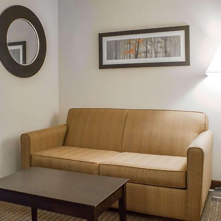 Comfort Suites Lewisburg Exterior photo